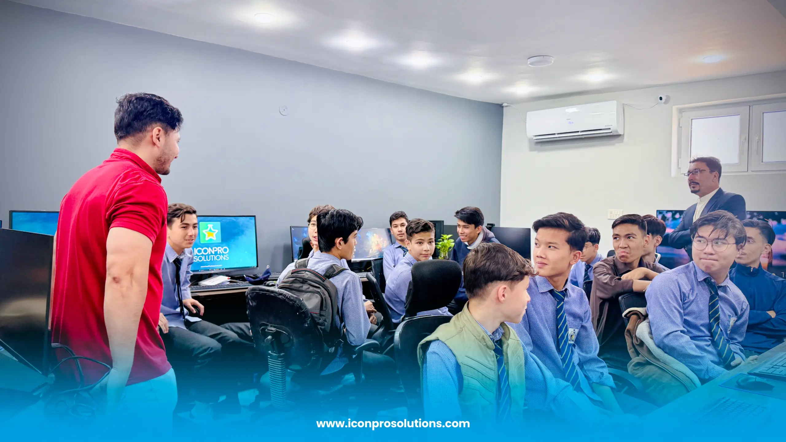 website design A group of students in a computer lab